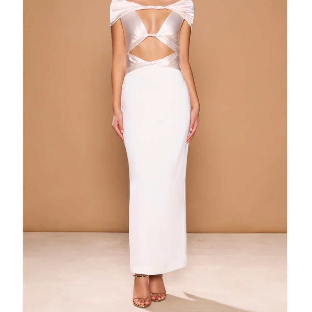 NWT Sonya Moda Pisa Dress